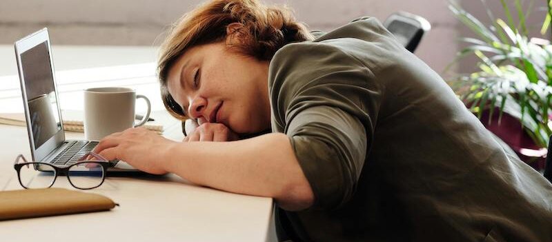 Understanding Narcolepsy: Symptoms & Causes